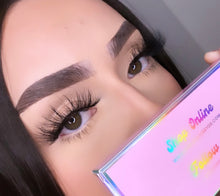 Load image into Gallery viewer, Heiress