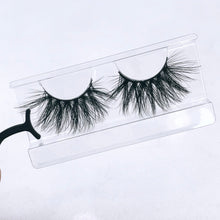 Load image into Gallery viewer, Queen