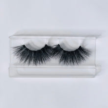 Load image into Gallery viewer, Magnetic Lash Kit- Drama Queen
