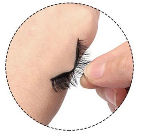 LASH ADHESIVE EYELINER